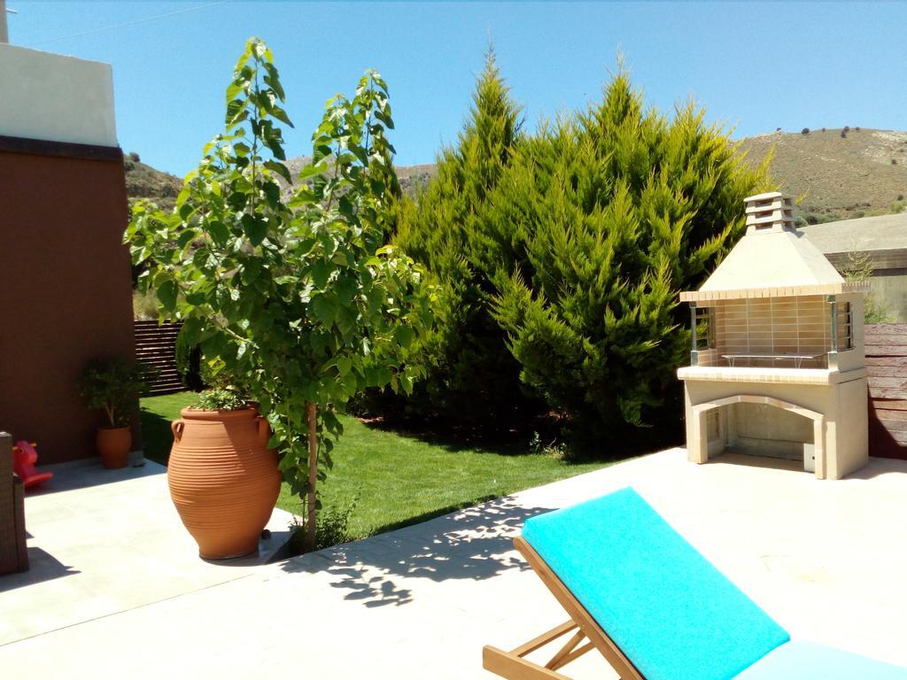 Pensjonat House Veggera - Private Swimming Pool Pombia Zewnętrze zdjęcie