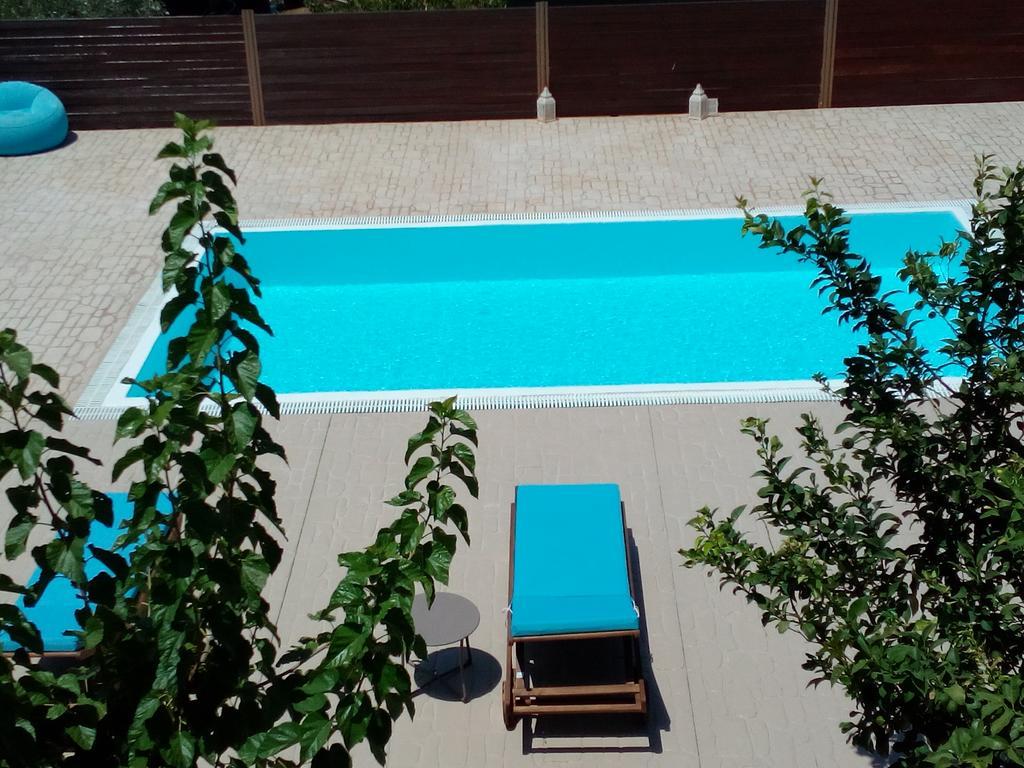 Pensjonat House Veggera - Private Swimming Pool Pombia Zewnętrze zdjęcie